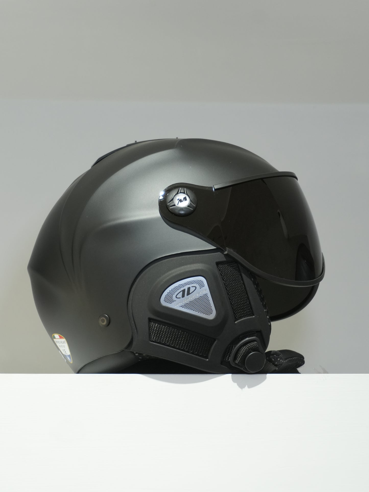 CASCO MIVIDA REWIND VISOR NERO OPACO
